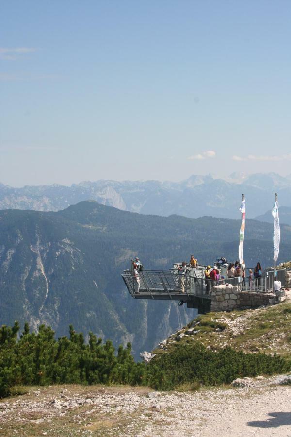 Haus Mary Appartement Russbach am Pass Gschütt Buitenkant foto